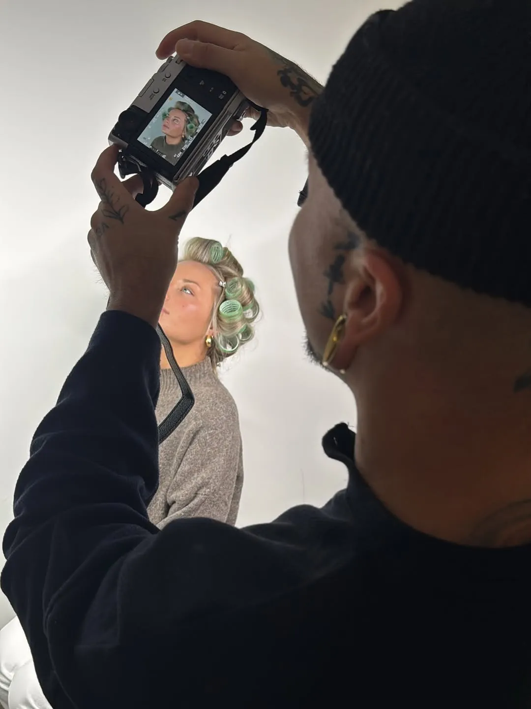 Coulisses d'un shooting coiffure avec Alizée Moretto